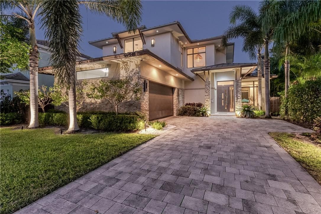 404 NE 13th Avenue, Fort Lauderdale, FL 33301 — photo 1 of 33