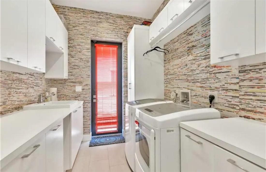 404 NE 13th Avenue, Fort Lauderdale, FL 33301 — photo 14 of 33