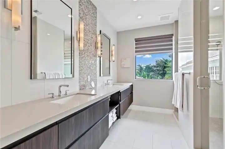 404 NE 13th Avenue, Fort Lauderdale, FL 33301 — photo 19 of 33