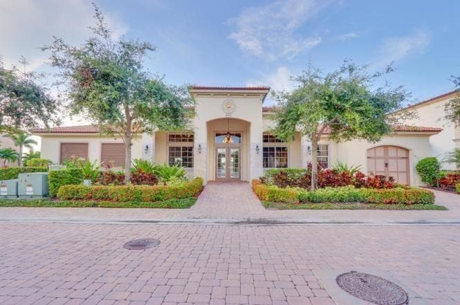 2086 Foxtail View Court, West Palm Beach, FL 33411 — photo 8 of 39