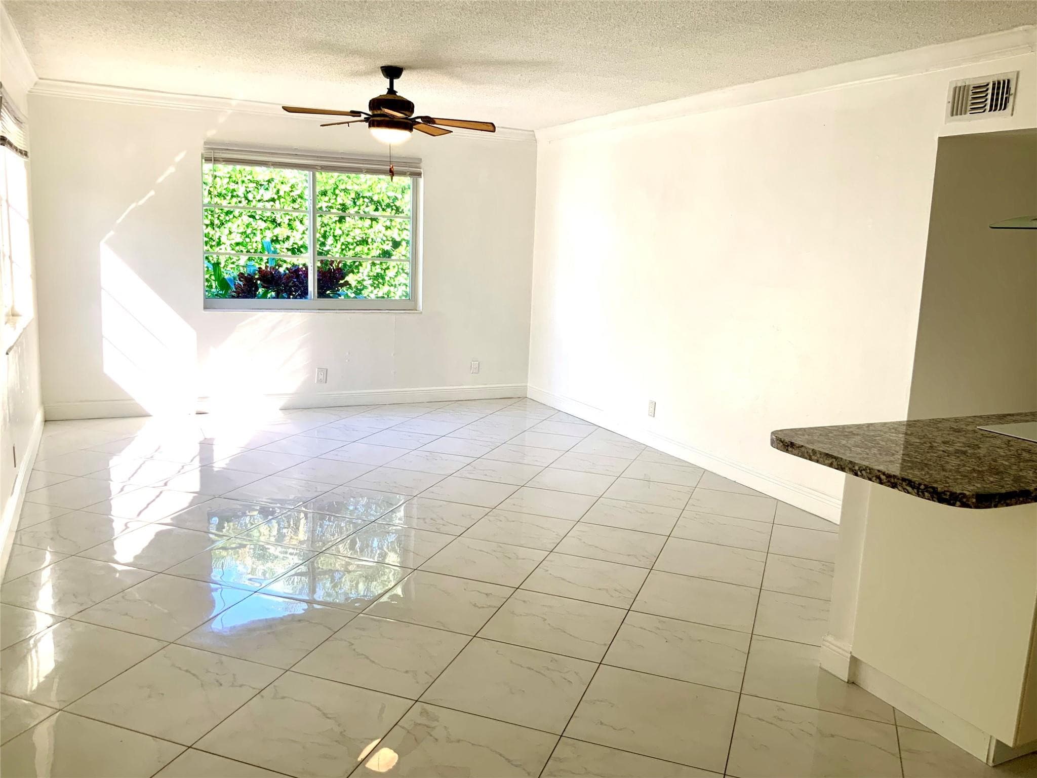 639 W Oakland Park Boulevard 104-D, Oakland Park, FL 33311 — photo