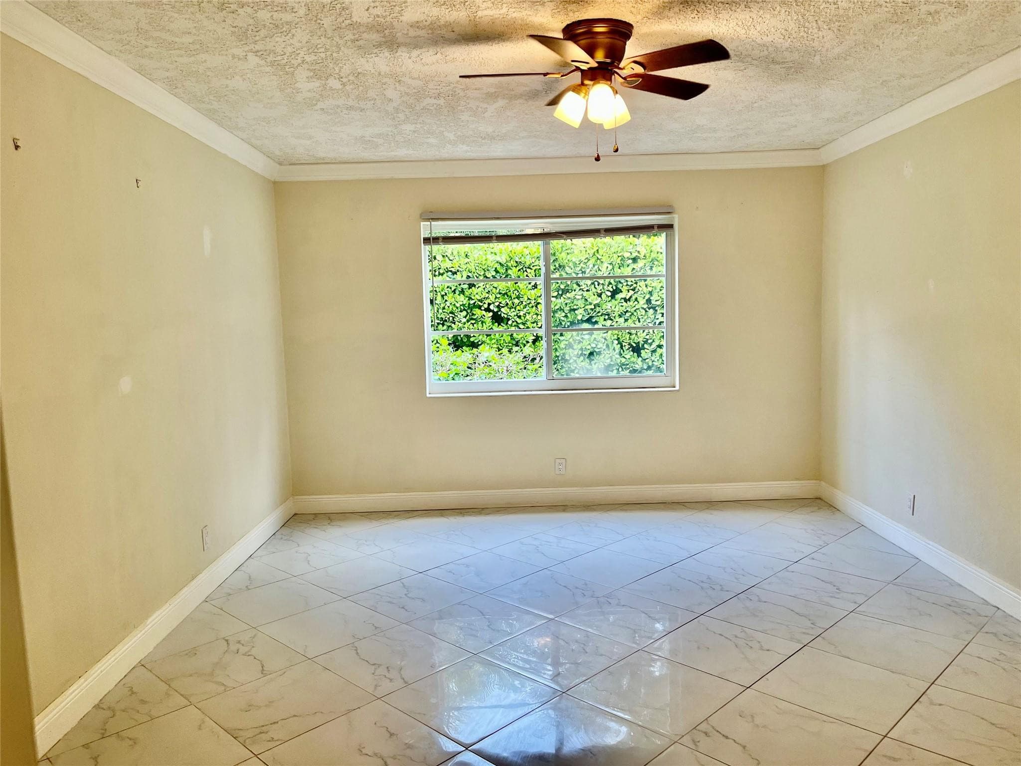 639 W Oakland Park Boulevard 104-D, Oakland Park, FL 33311 — photo 7 of 34