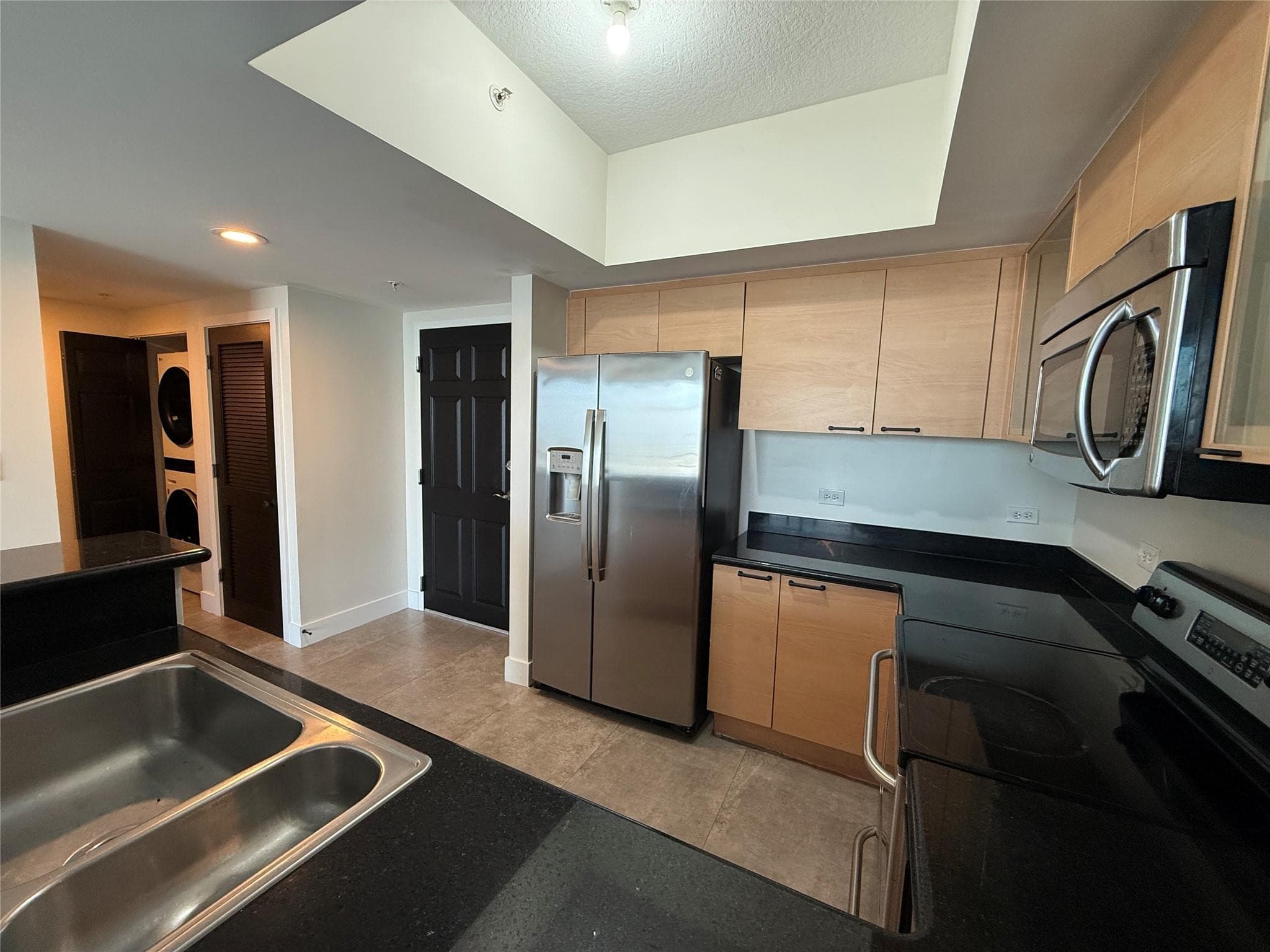 140 S Dixie Highway 915, Hollywood, FL 33020 — photo 3 of 13