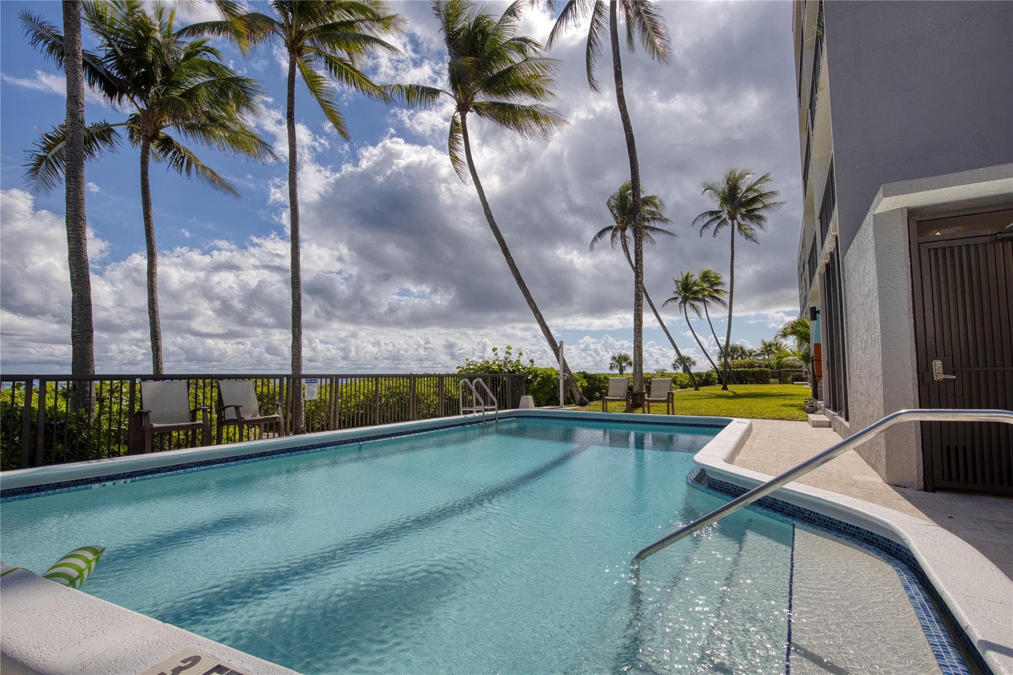 520 N Ocean Boulevard 13, Pompano Beach, FL 33062 — photo 30 of 34