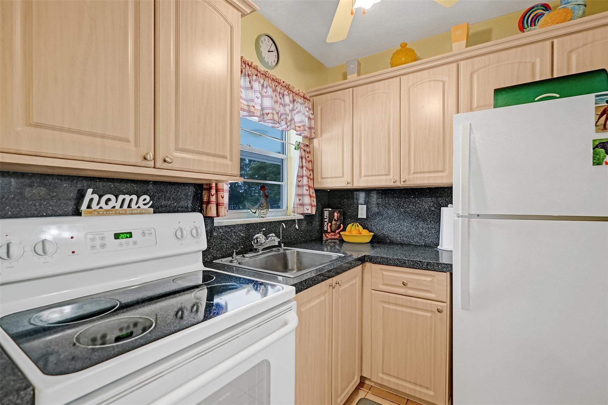 2475 W Golf Boulevard 244, Pompano Beach, FL 33064 — photo 4 of 31