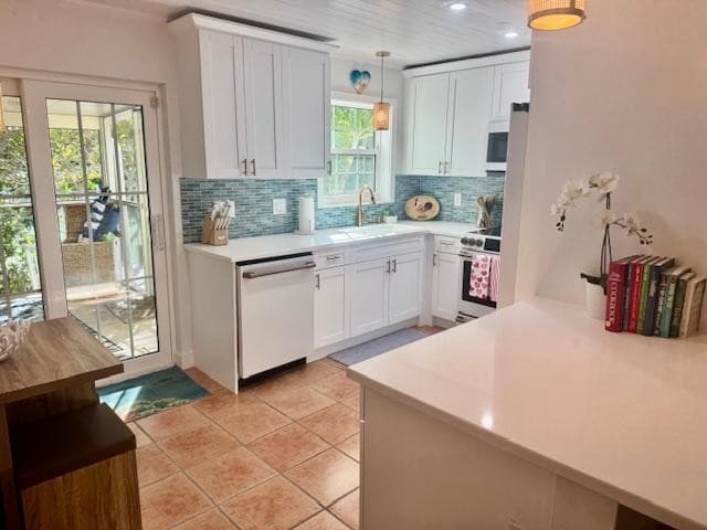 309 E Calzada De Bougainville, Marathon, FL 33050 — photo 13 of 37