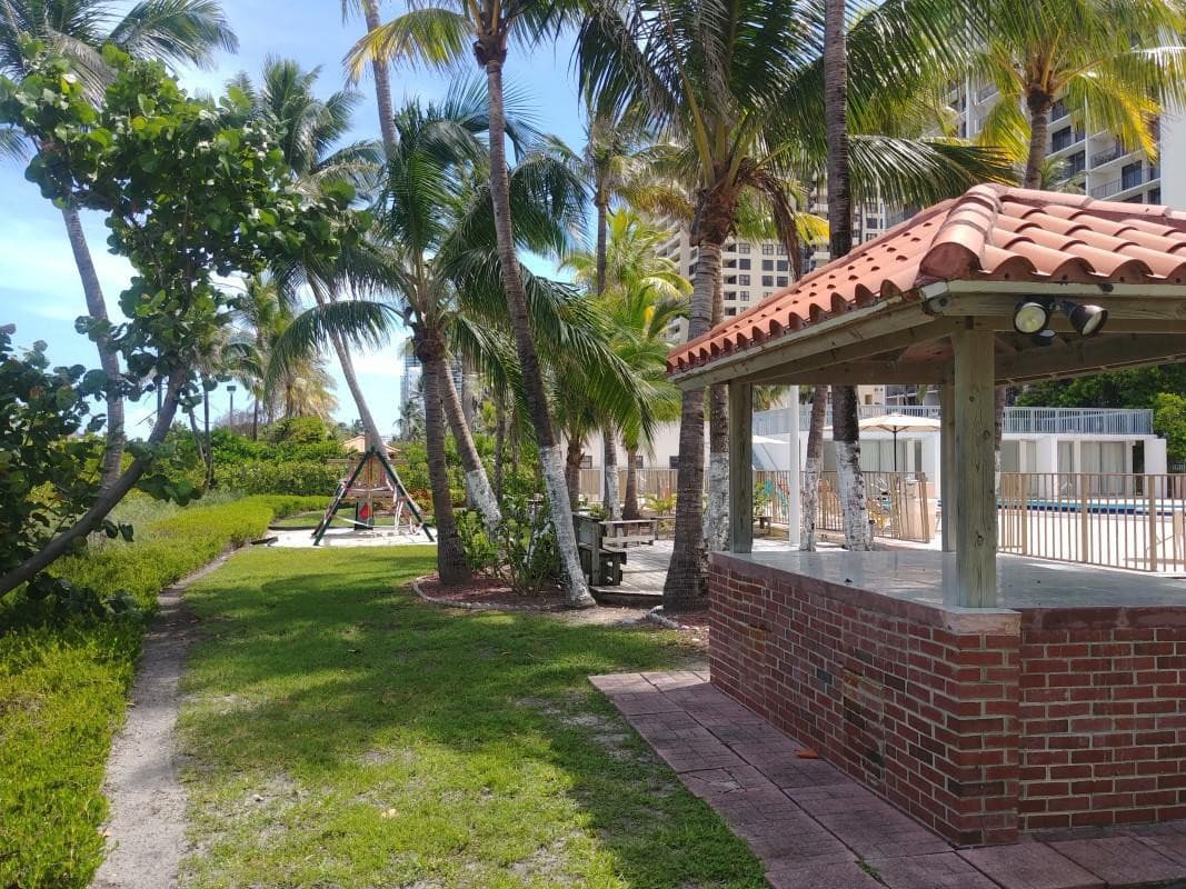 2655 Collins Avenue 602, Miami Beach, FL 33140 — photo 13 of 13