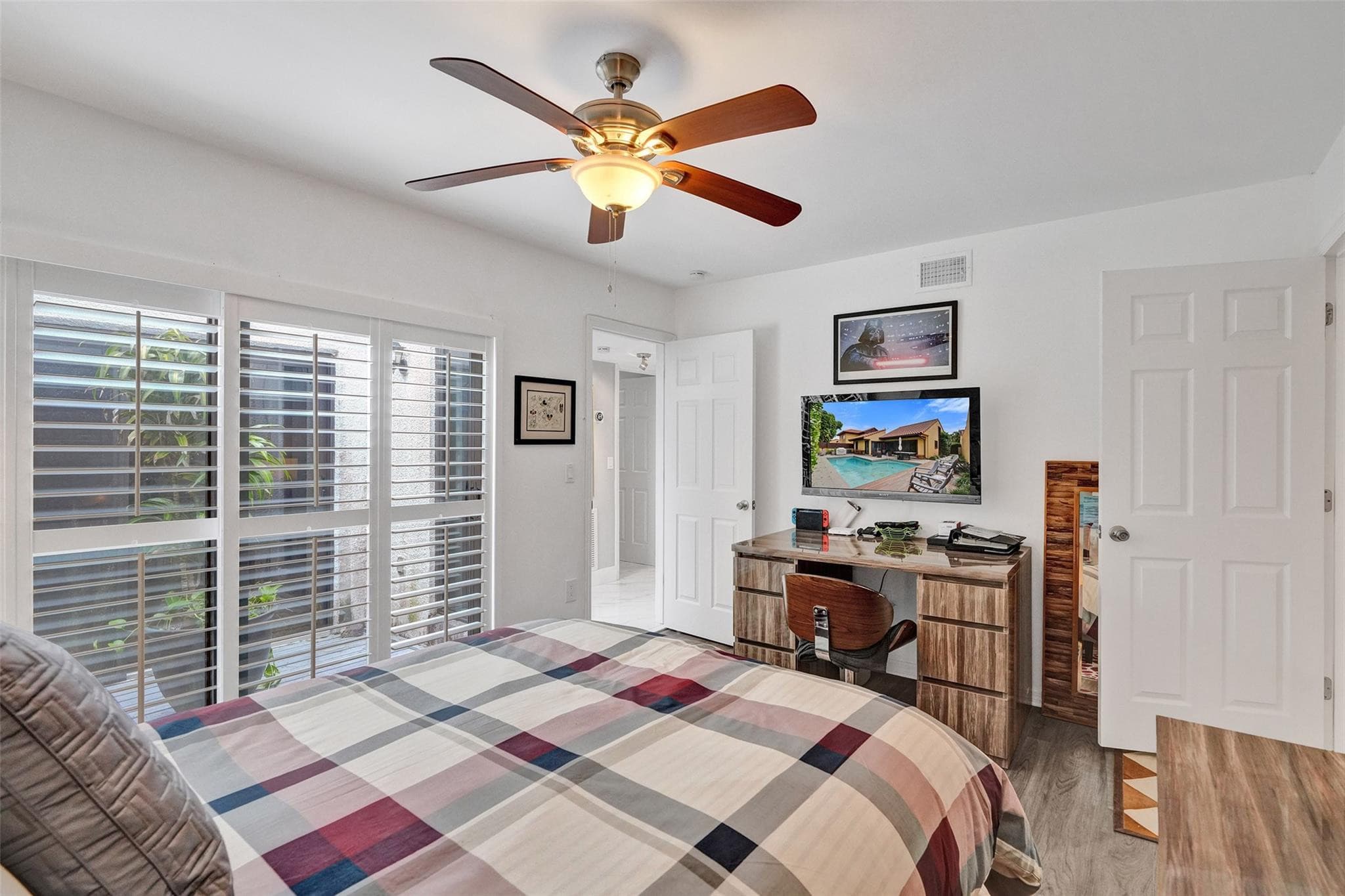 1017 NE 202nd Lane, Miami, FL 33179 — photo 11 of 35