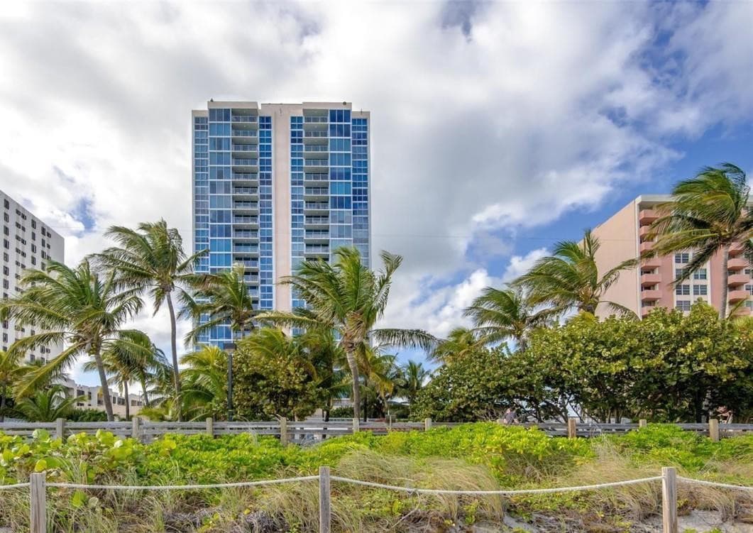 2655 Collins Avenue 602, Miami Beach, FL 33140 — photo 2 of 13