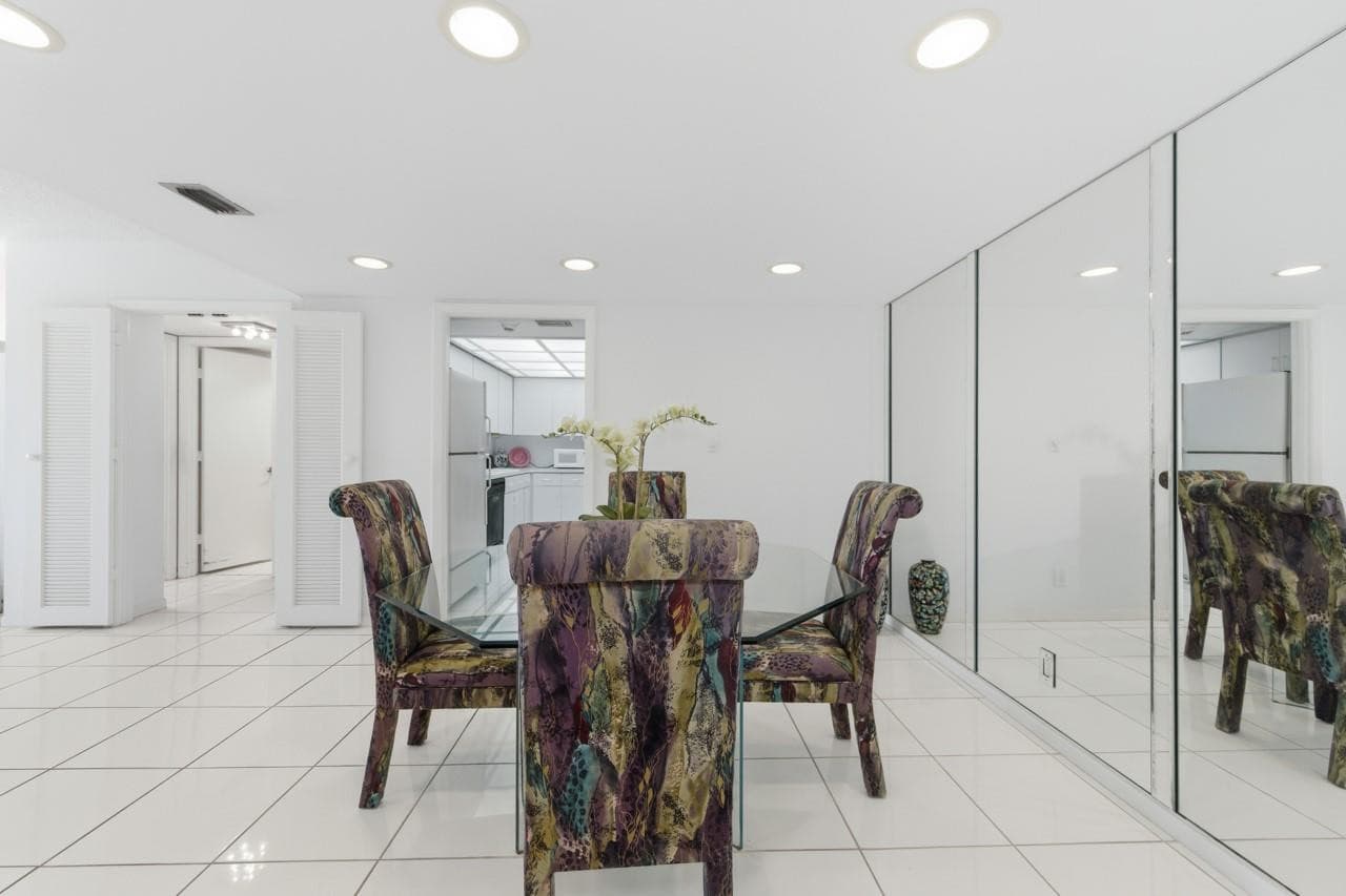 4900 N Ocean Boulevard 303, Lauderdale-By-The-Sea, FL 33308 — photo 3 of 49