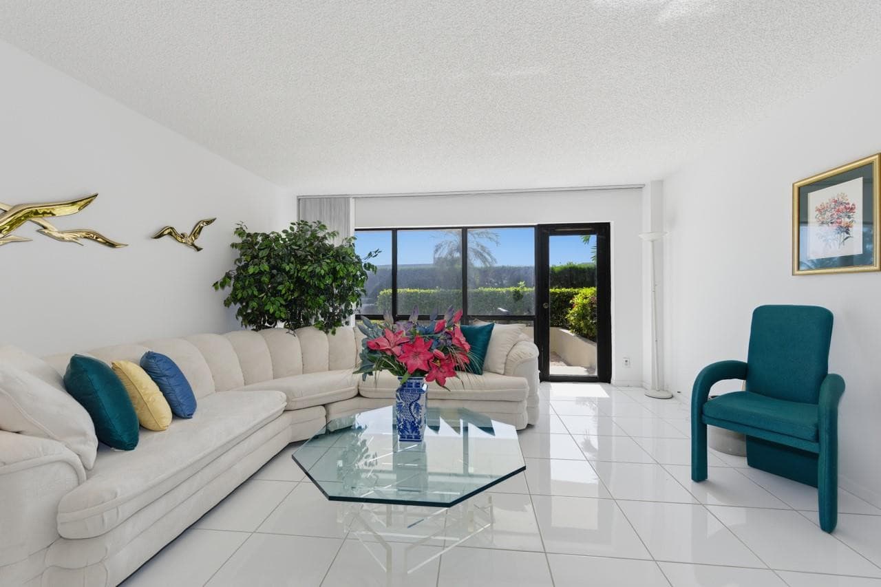 4900 N Ocean Boulevard 303, Lauderdale-By-The-Sea, FL 33308 — photo 5 of 49
