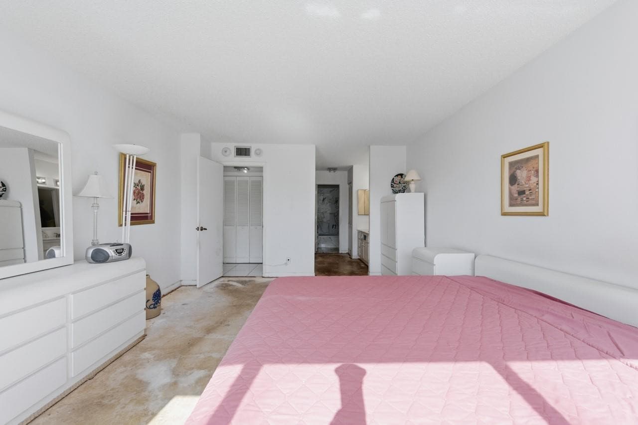 4900 N Ocean Boulevard 303, Lauderdale-By-The-Sea, FL 33308 — photo 18 of 49