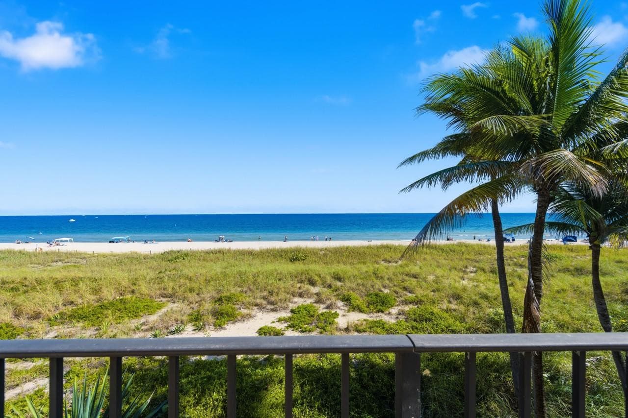 4900 N Ocean Boulevard 303, Lauderdale-By-The-Sea, FL 33308 — photo 25 of 49