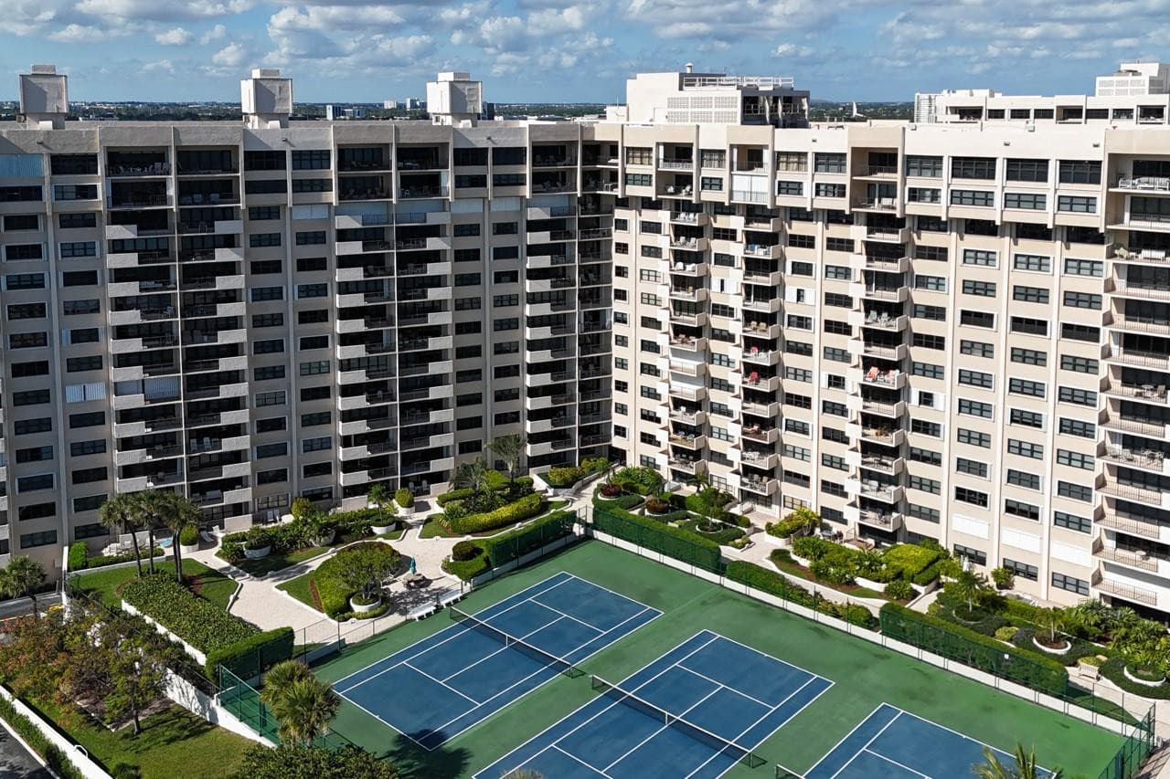 4900 N Ocean Boulevard 303, Lauderdale-By-The-Sea, FL 33308 — photo 34 of 49