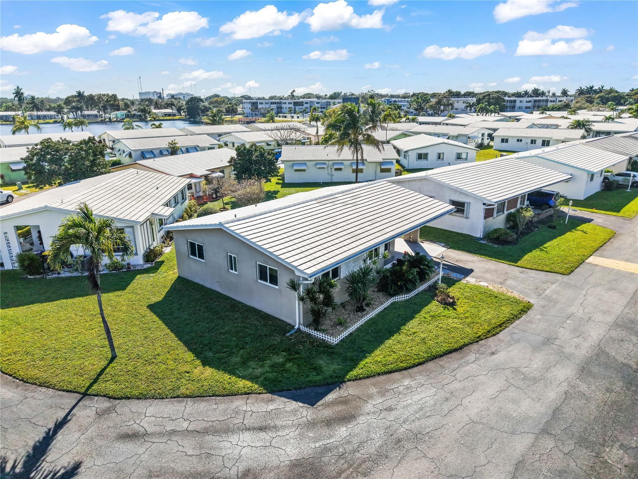 3140 Sheridan Lane, Hollywood, FL 33021 — photo 40 of 49