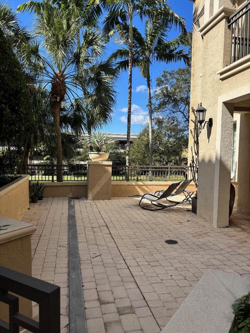 2955 NW 126 Avenue 219-5, Sunrise, FL 33323 — photo 2 of 27
