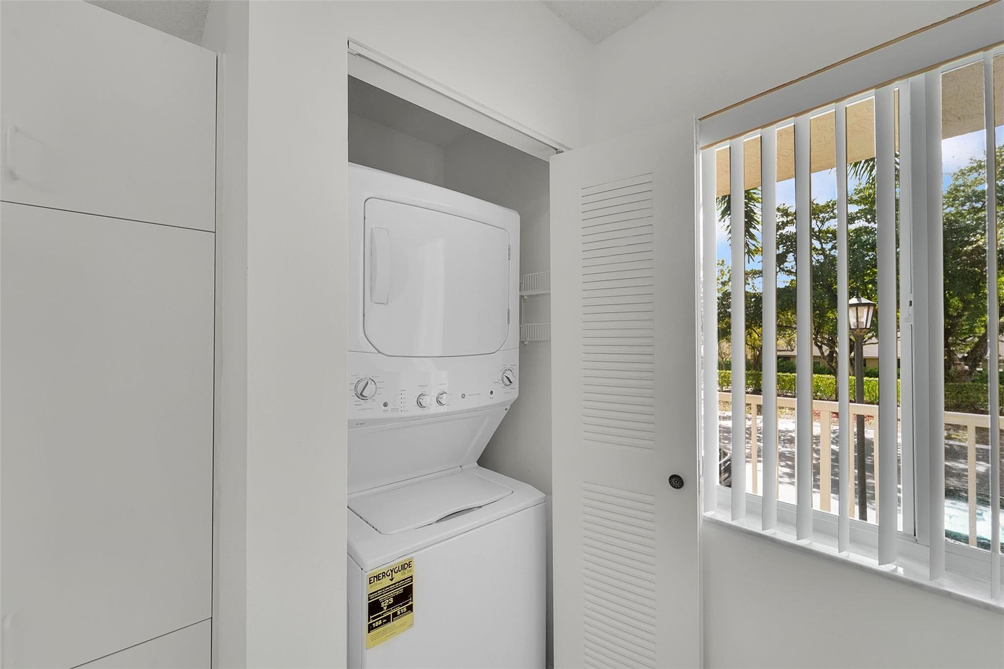 9537 Weldon Circle 202, Fort Lauderdale, FL 33321 — photo 11 of 54