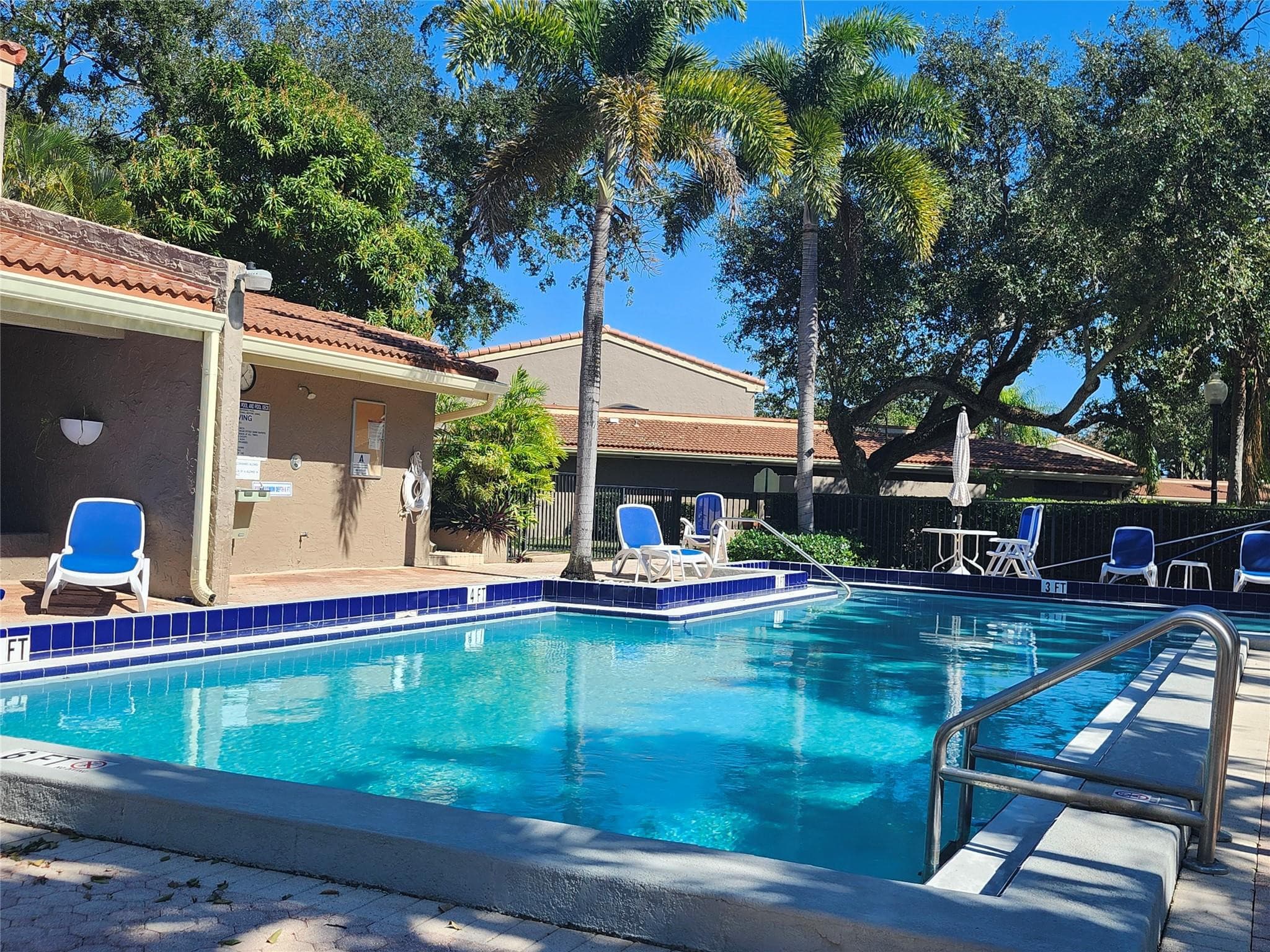 201 Dunwoody Lane 17-87, Hollywood, FL 33021 — photo 29 of 32