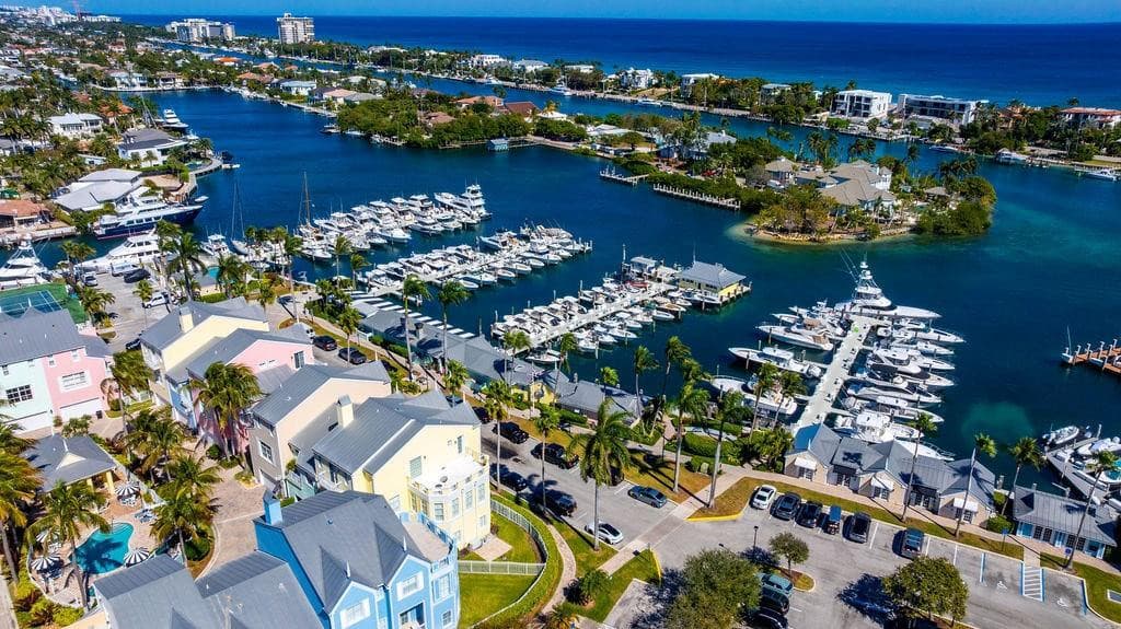 2825 Marina Circle 2825, Lighthouse Point, FL 33064 — photo 4 of 48