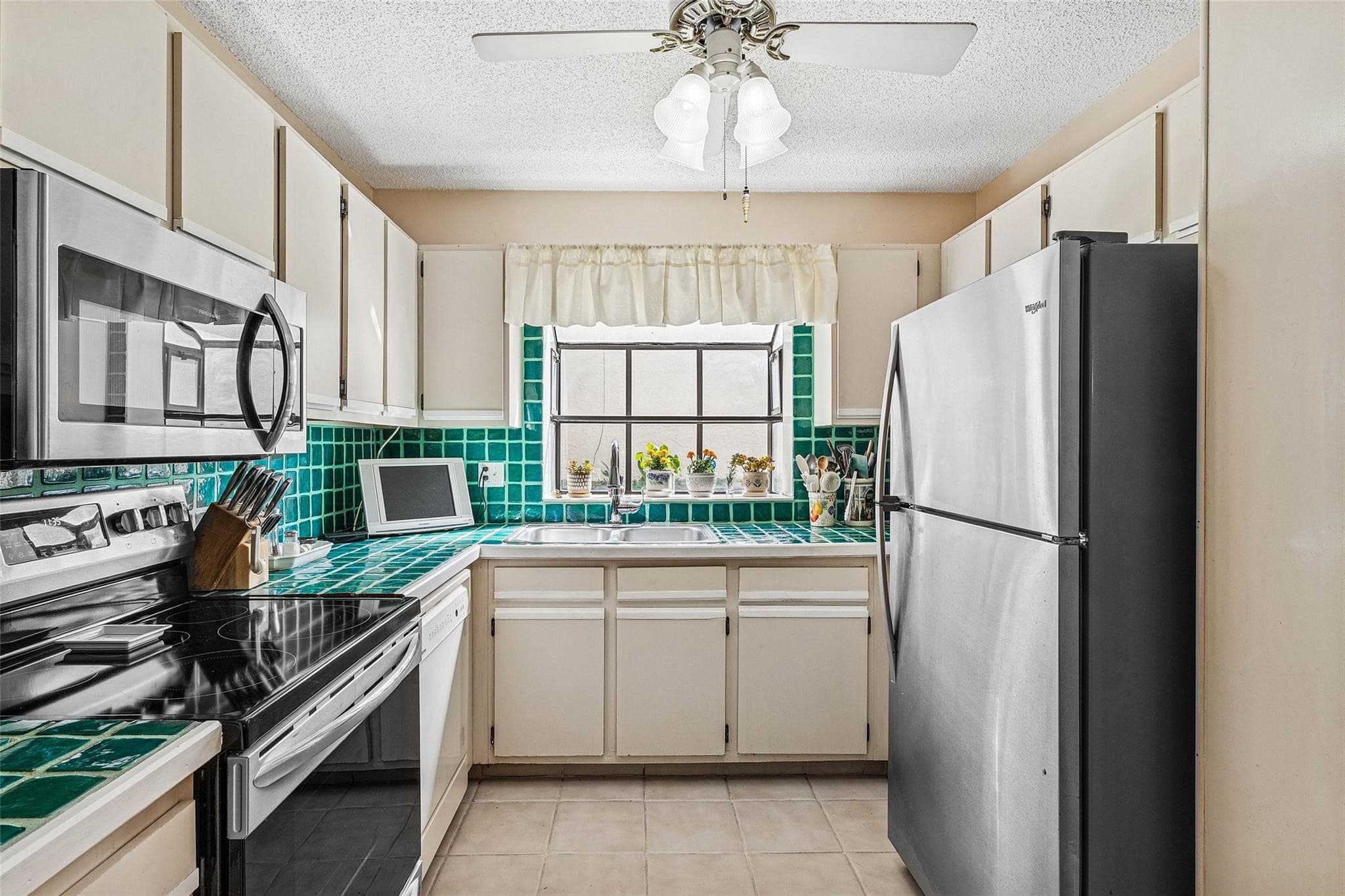 3023 NW 48th Avenue 3023, Coconut Creek, FL 33063 — photo 10 of 52