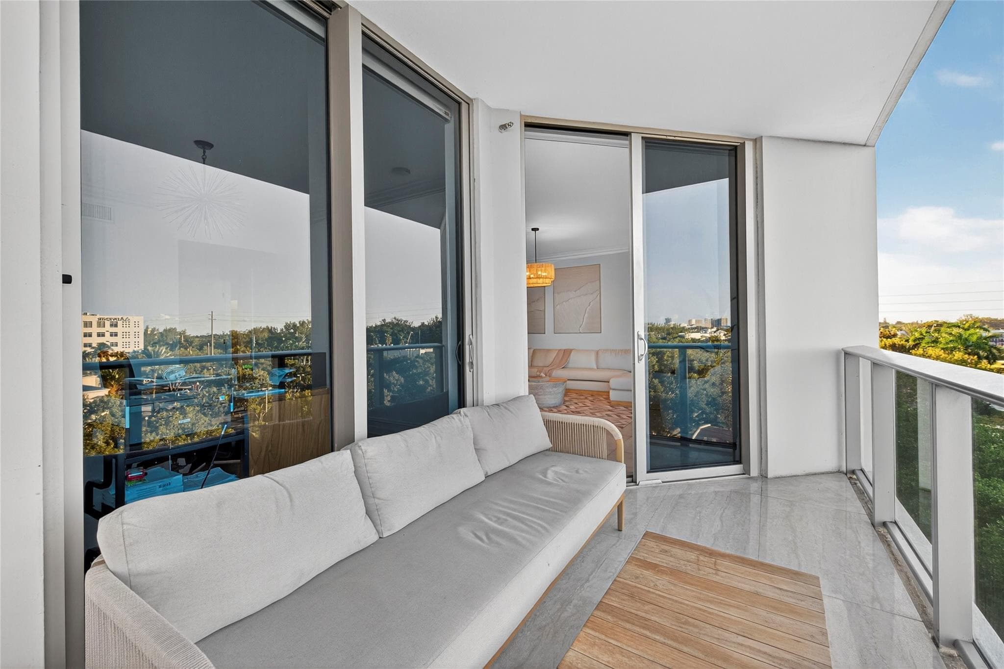 17301 Biscayne Boulevard 506, Aventura, FL 33160 — photo 39 of 54