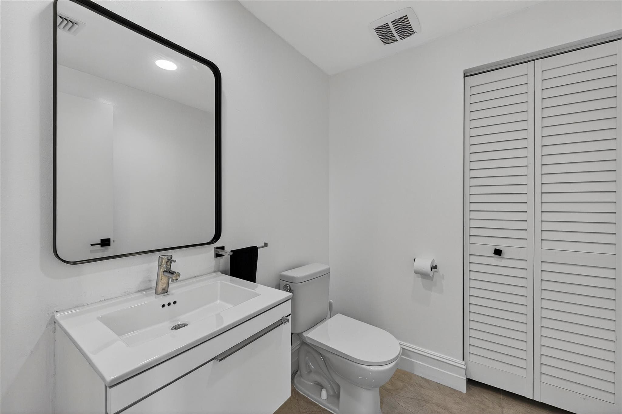 17301 Biscayne Boulevard 506, Aventura, FL 33160 — photo 42 of 54