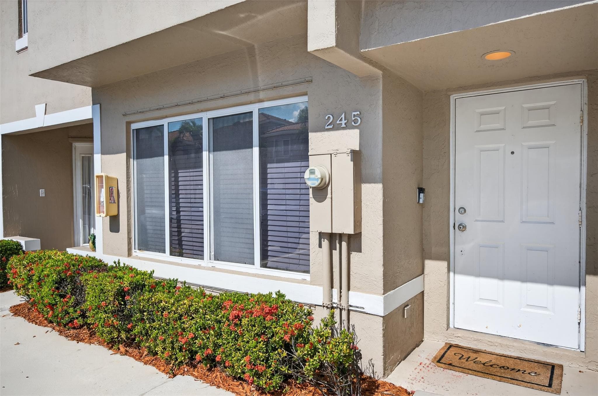 245 Riviera Circle 245, Weston, FL 33326 — photo 1 of 40