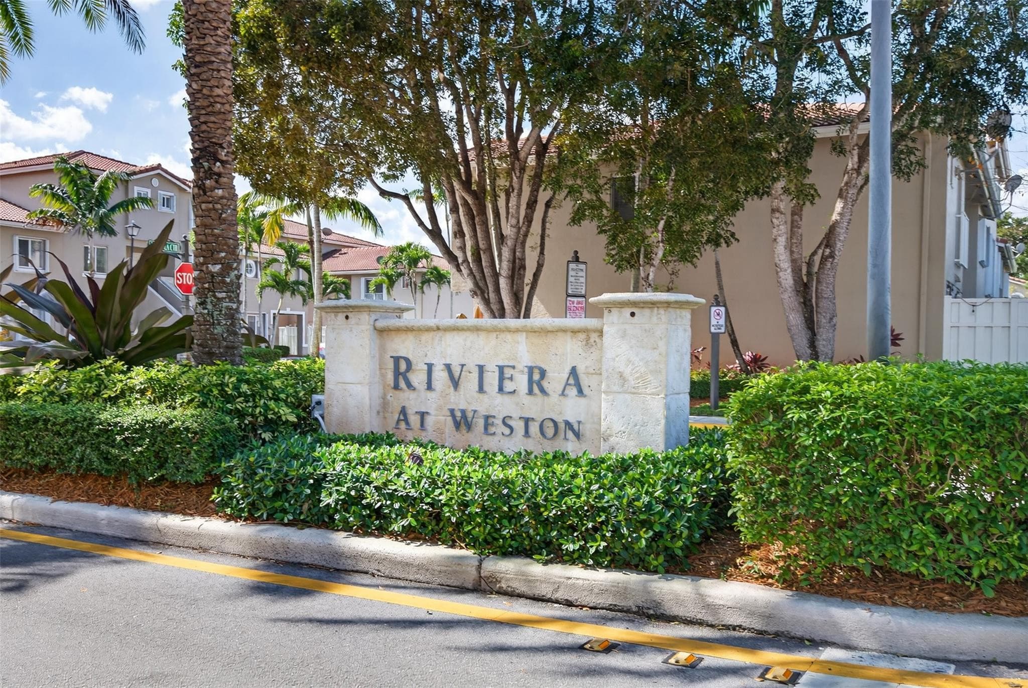 245 Riviera Circle 245, Weston, FL 33326 — photo 40 of 40