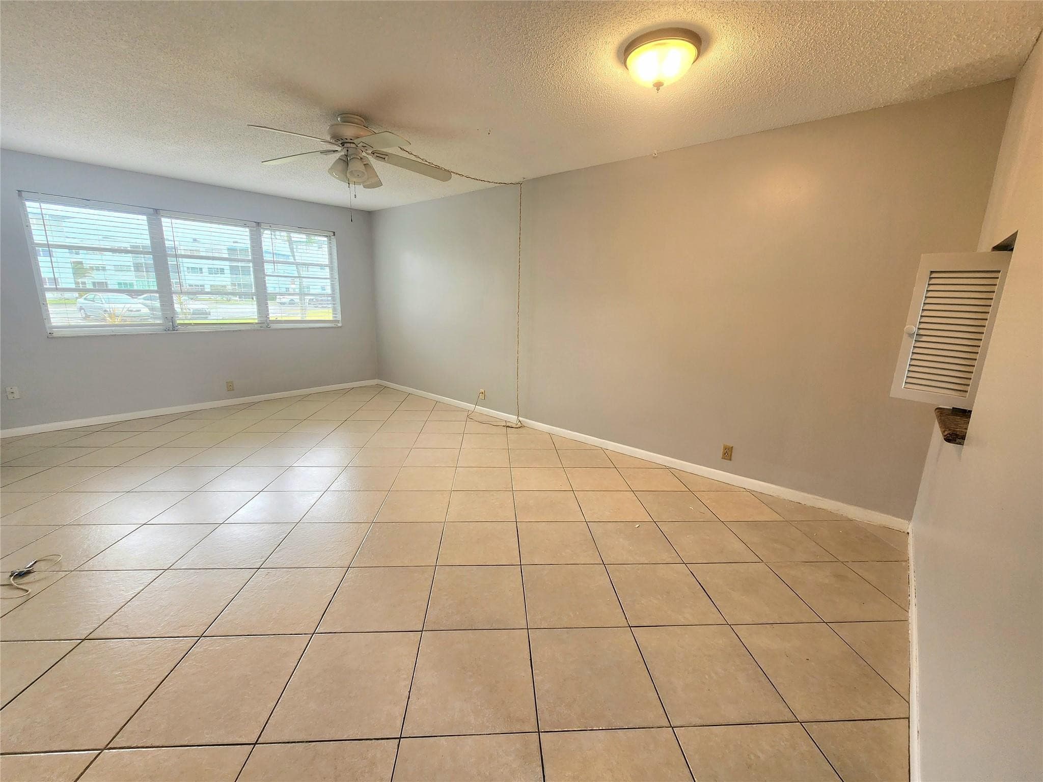 2223 Park Lane 105, Hollywood, FL 33021 — photo 5 of 17