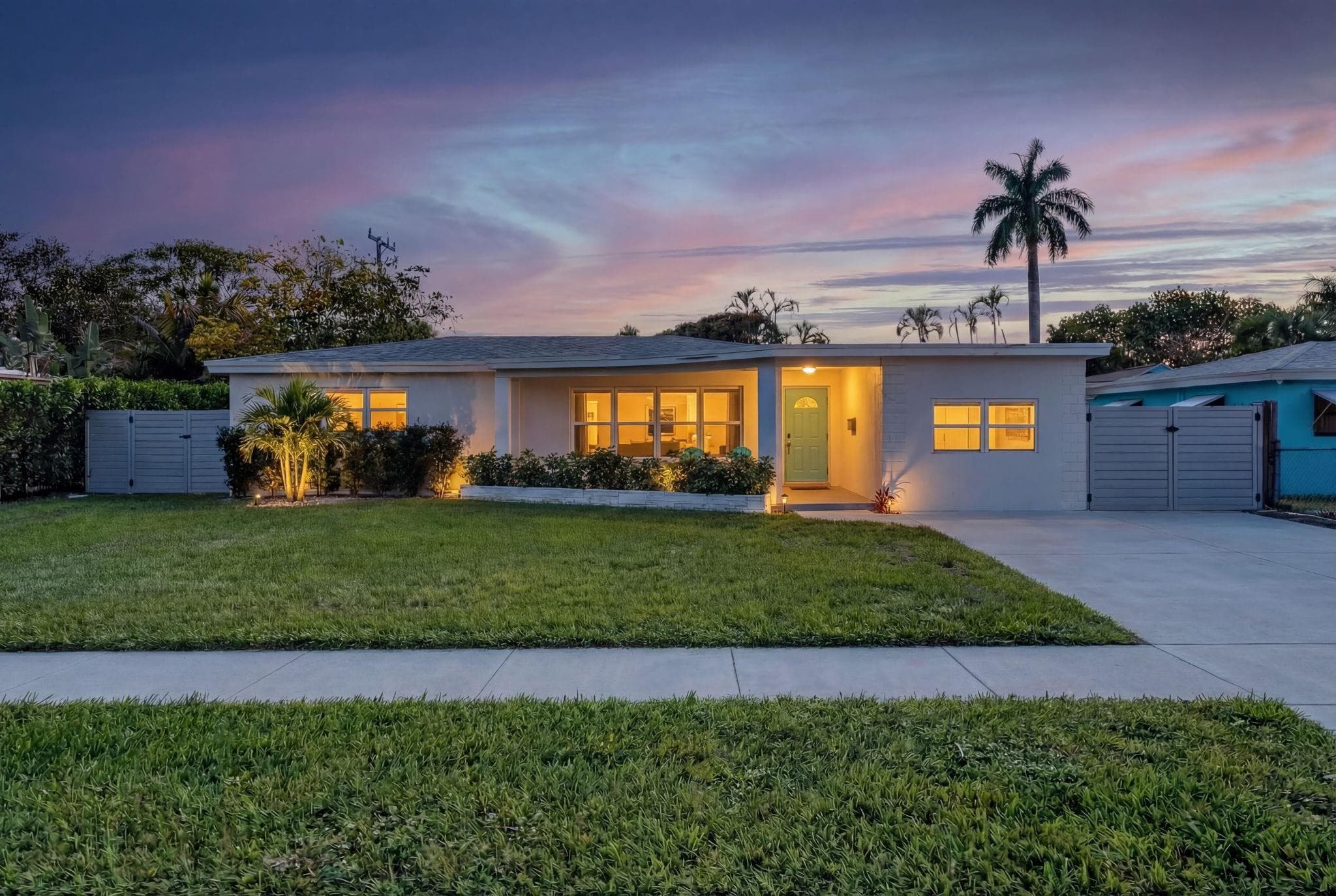 190 NE 21st Street, Boca Raton, FL 33431 — photo 1 of 34