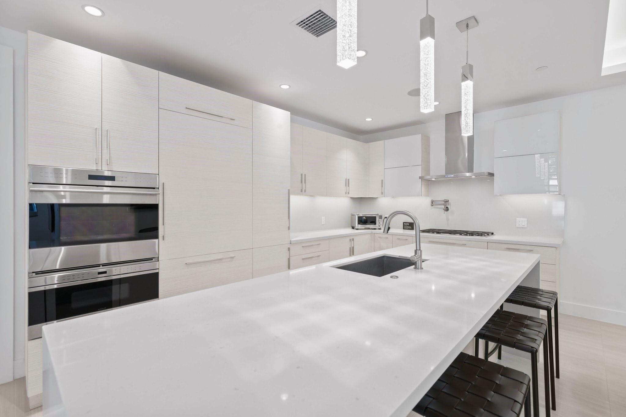 238 Shore Court, Lauderdale-By-The-Sea, FL 33308 — photo 16 of 49