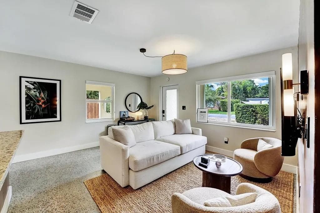 820 NE 17th Street, Fort Lauderdale, FL 33305 — photo 13 of 33