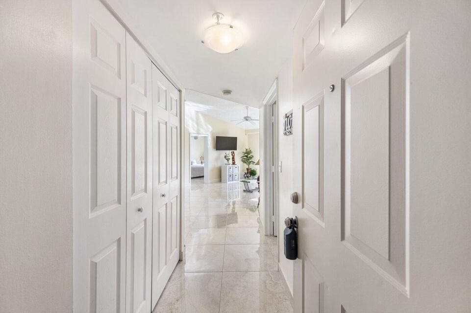 1100 Crestwood Court 1110, Royal Palm Beach, FL 33411 — photo 7 of 24