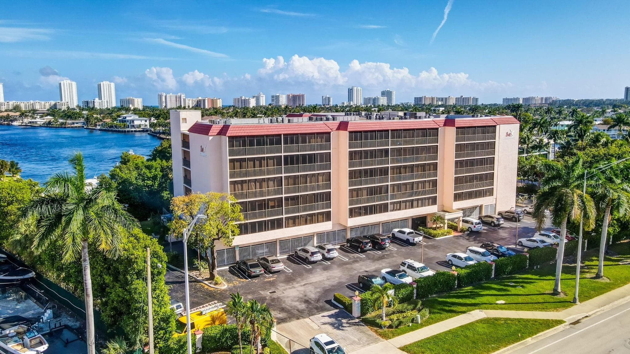 740 S Federal Highway 202, Pompano Beach, FL 33062 — photo 1 of 74
