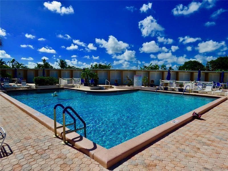 2191 NE 68th Street 427, Fort Lauderdale, FL 33308 — photo 16 of 17