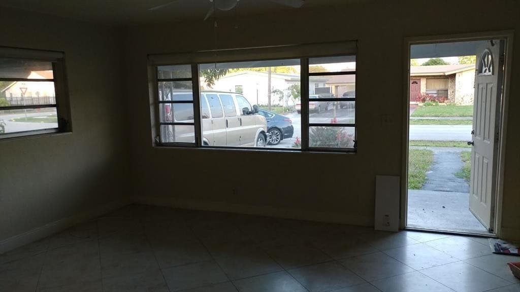 2025 NW 14th Avenue 2025, Fort Lauderdale, FL 33311 — photo 5 of 7
