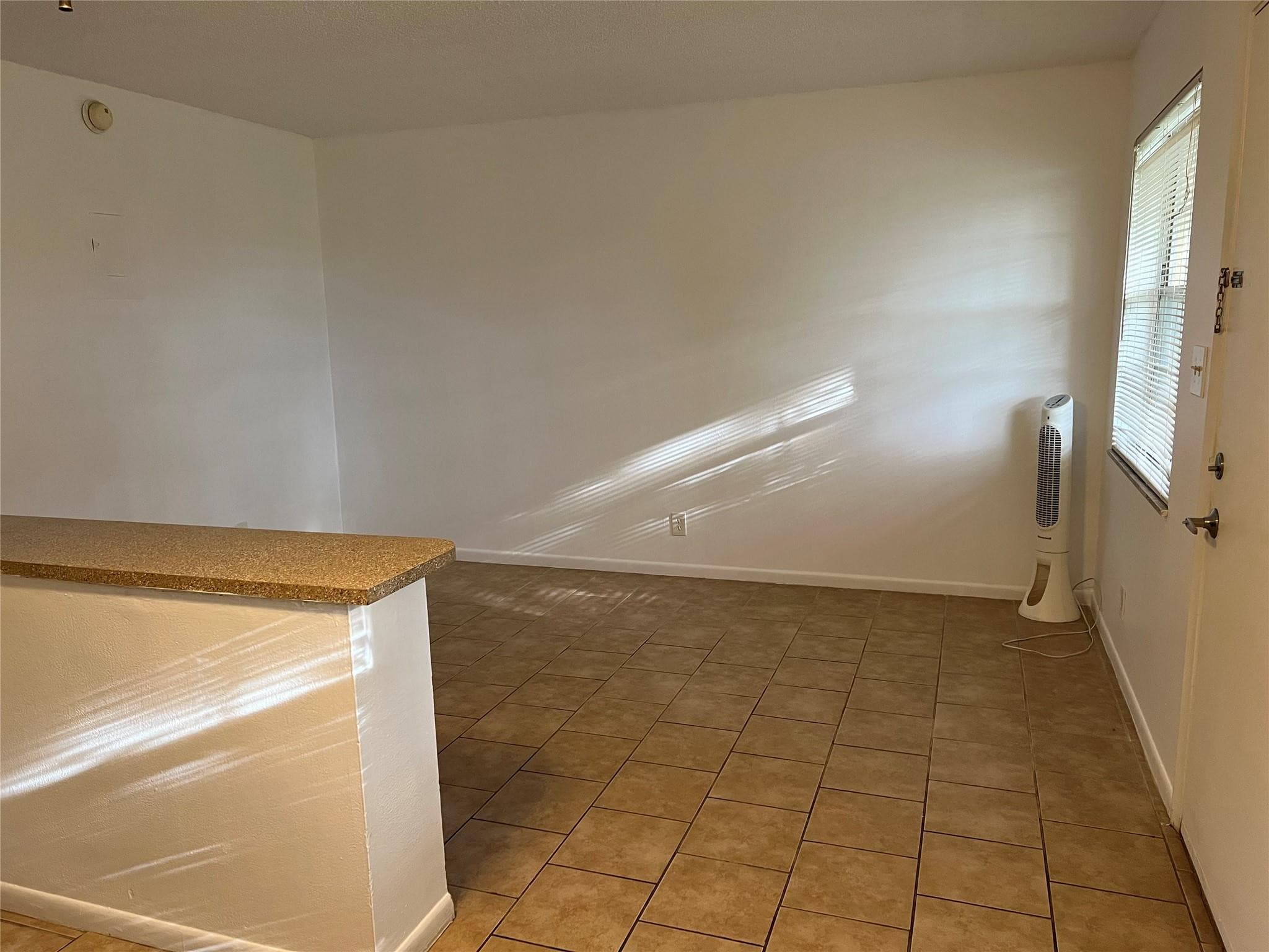 5168 NE 6th Avenue 429, Fort Lauderdale, FL 33334 — photo 9 of 20