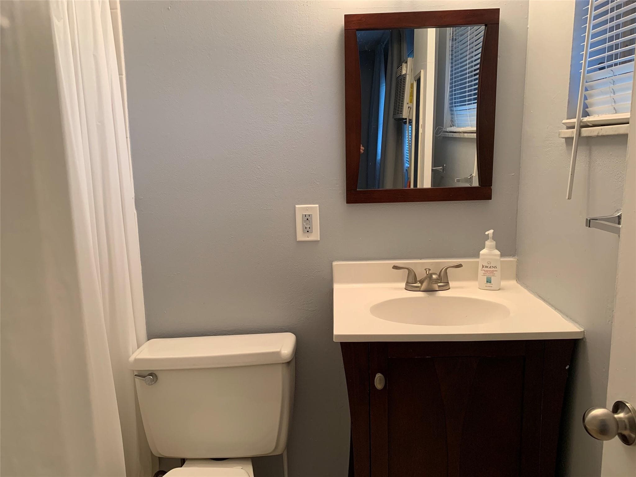 5168 NE 6th Avenue 429, Fort Lauderdale, FL 33334 — photo 13 of 20