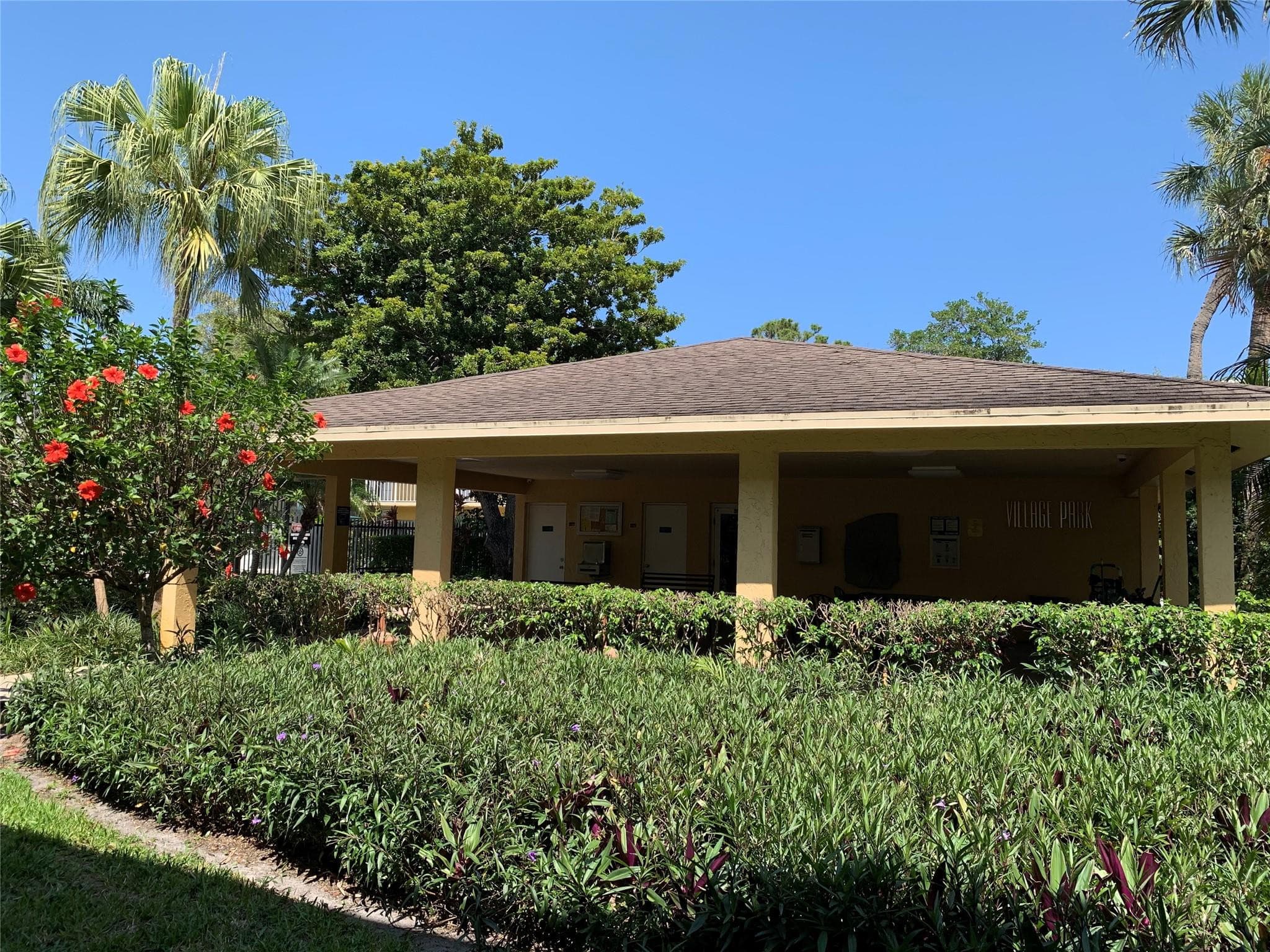 5168 NE 6th Avenue 429, Fort Lauderdale, FL 33334 — photo 16 of 20