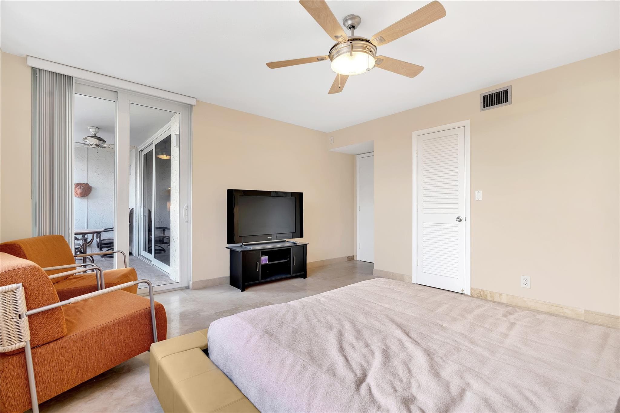 112 N Birch Road 202, Fort Lauderdale, FL 33304 — photo 11 of 18