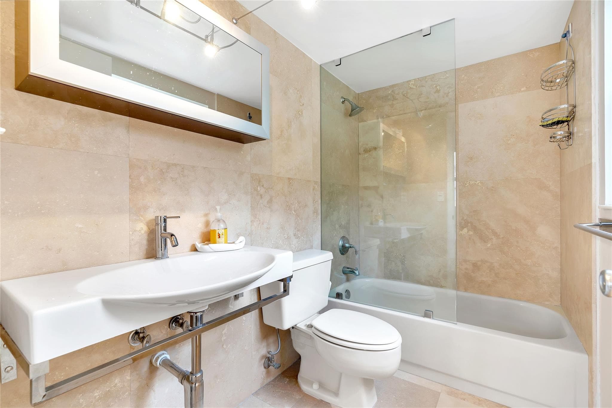 112 N Birch Road 202, Fort Lauderdale, FL 33304 — photo 12 of 18