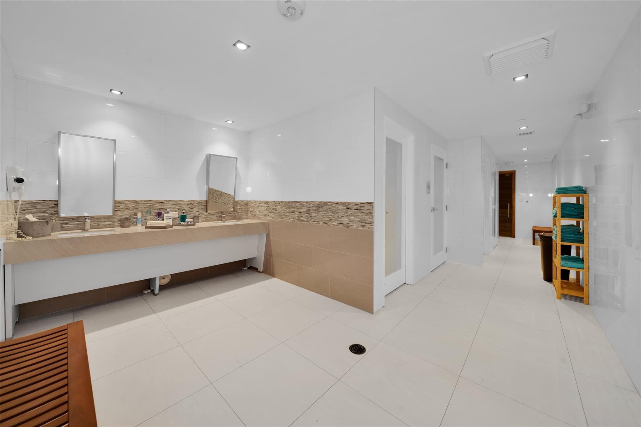 730 N Ocean Boulevard 405, Pompano Beach, FL 33062 — photo 45 of 47