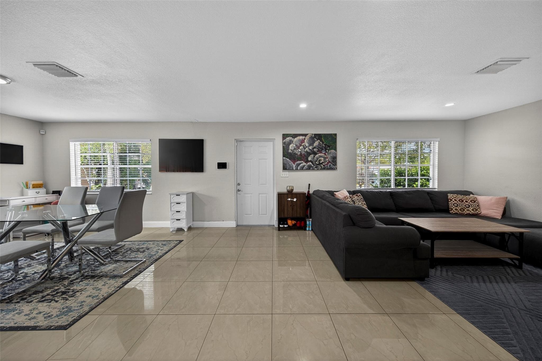 348 NW 40th Court, Oakland Park, FL 33309 — photo 2 of 31