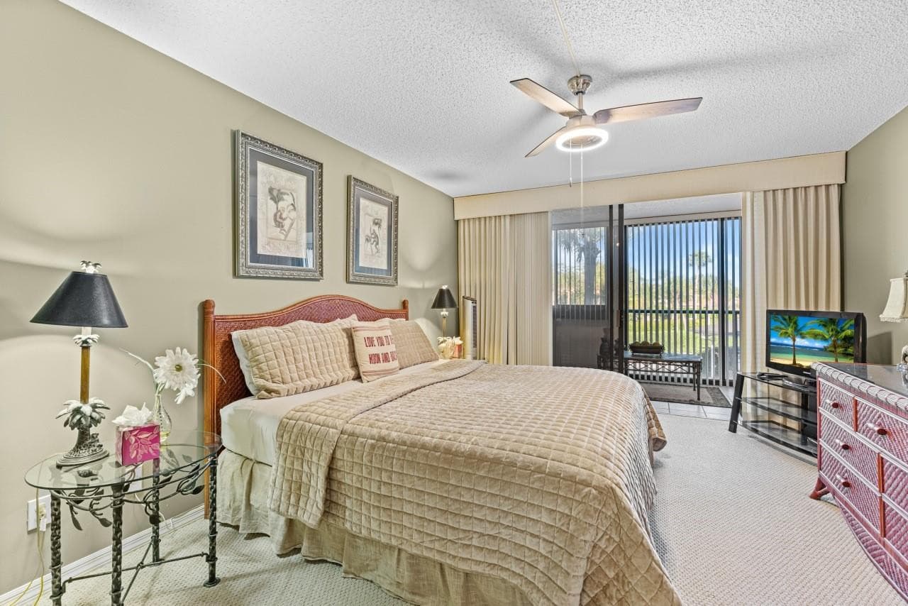 1815 Mooringline Drive 2e, Vero Beach, FL 32963 — photo 23 of 42