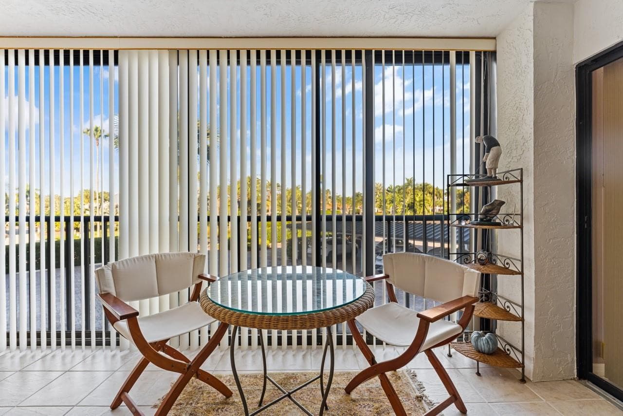 1815 Mooringline Drive 2e, Vero Beach, FL 32963 — photo 27 of 42