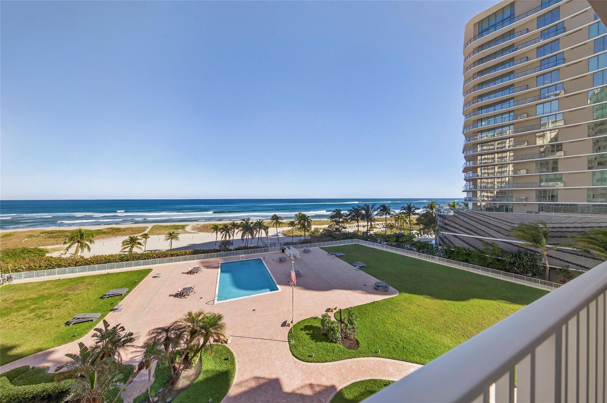750 N Ocean Boulevard 608, Pompano Beach, FL 33062 — photo 30 of 51