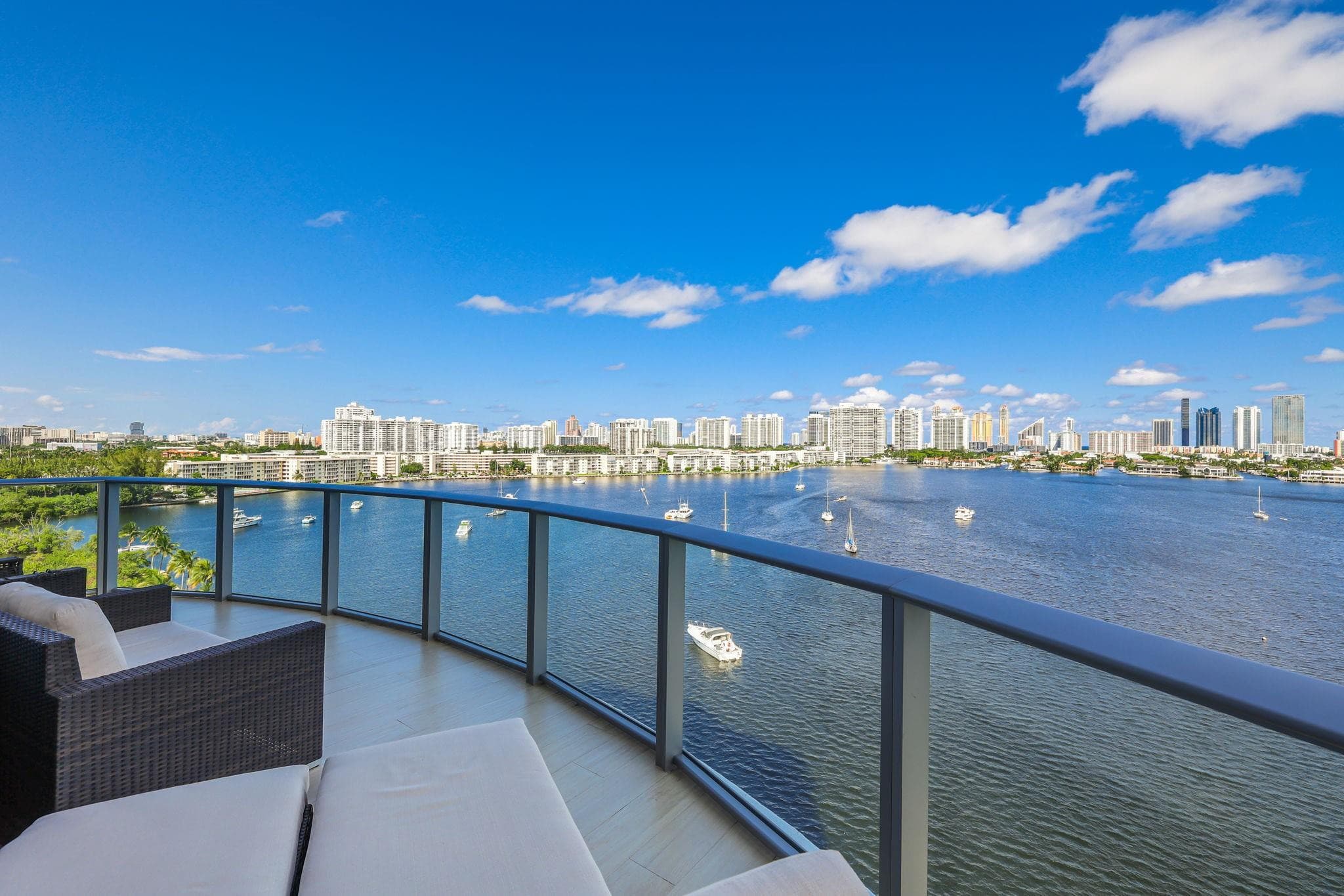 17301 Biscayne Boulevard 1011, North Miami Beach, FL 33160 — photo 45 of 83