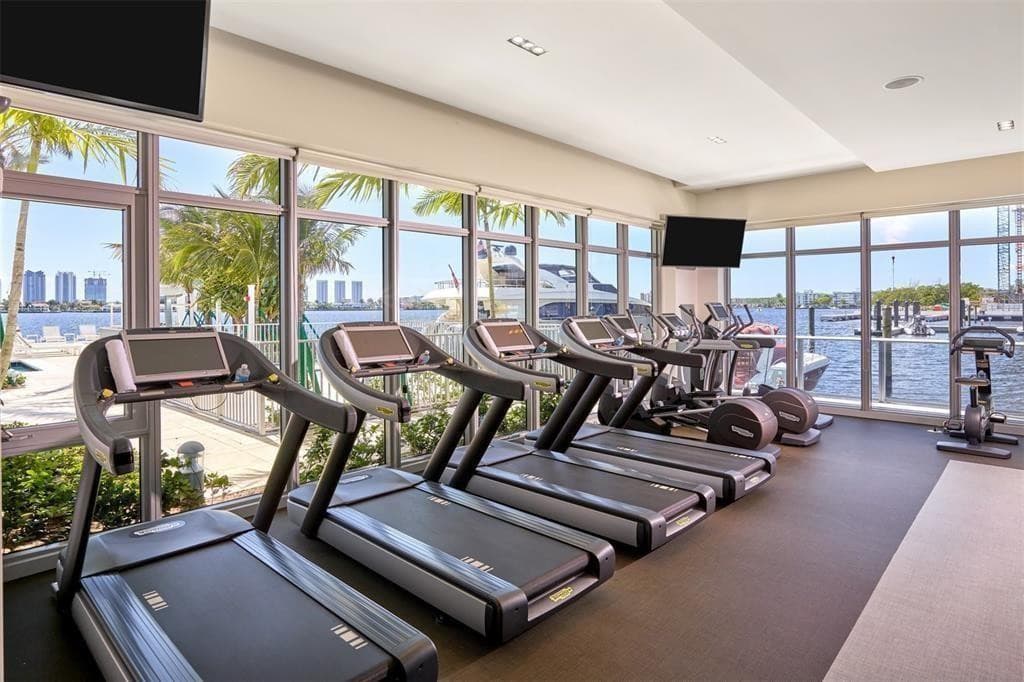 17301 Biscayne Boulevard 1011, North Miami Beach, FL 33160 — photo 55 of 83