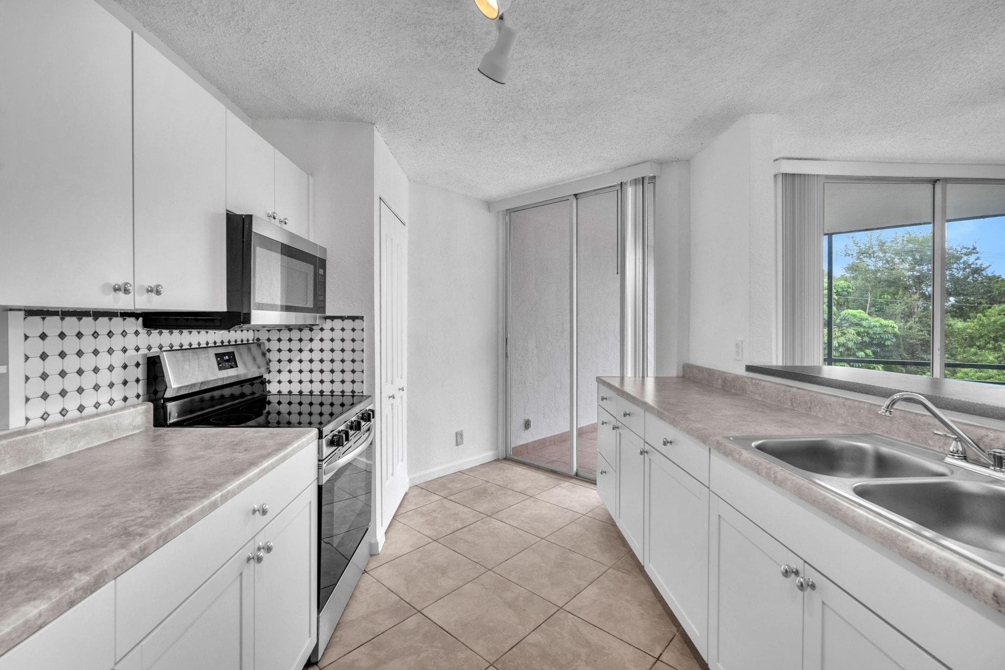 3100 N Pine Island Road 306, Sunrise, FL 33351 — photo 7 of 28