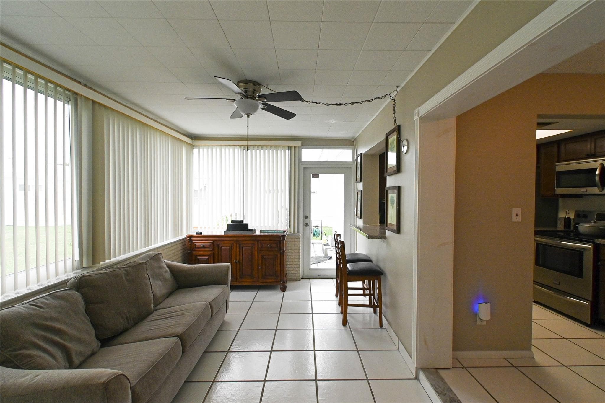 2741 W Golf Boulevard, Pompano Beach, FL 33064 — photo 5 of 15